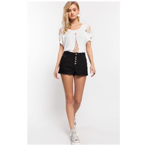 BLACK Denim Shorts With Folded Bottom Band. - Picture 7 of 12